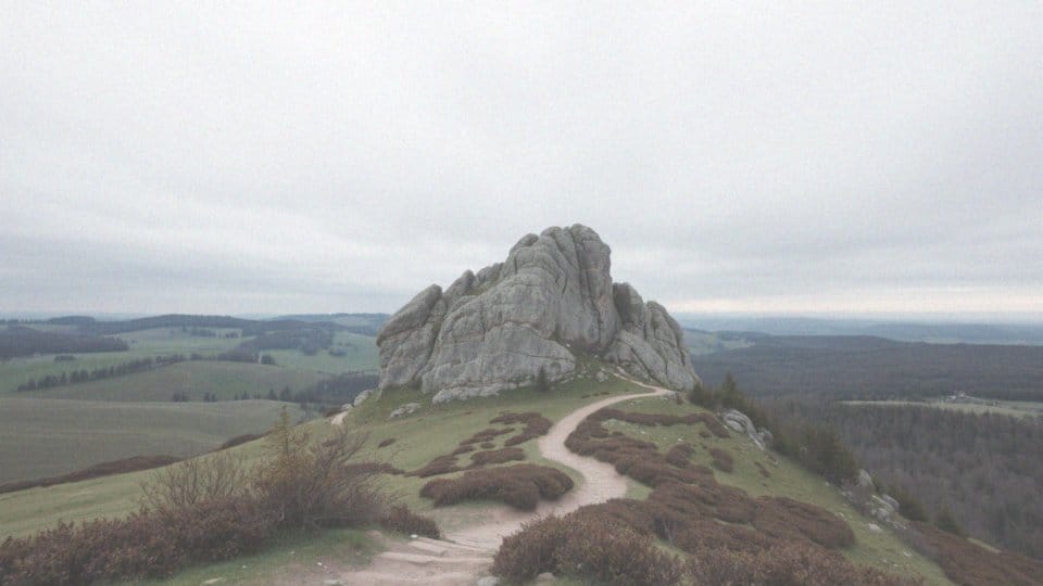 Jakie legendy są związane z Maczugą Herkulesa?