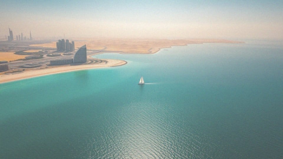 Co znajduje się w pobliżu Dubaju?