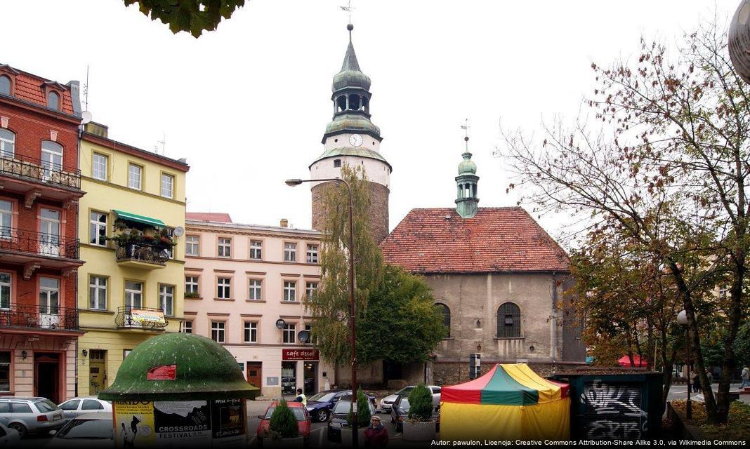 Nowa odsłona wycieczek w ramach „Polskie Perełki” dla mieszkańców Jeleniej Góry